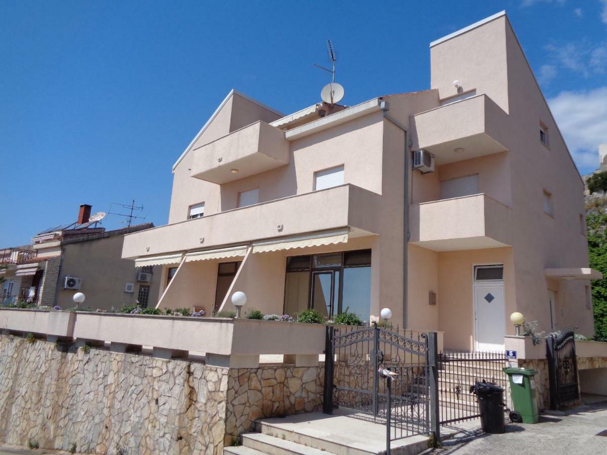 Apartmani Guto Podstrana Buitenkant foto
